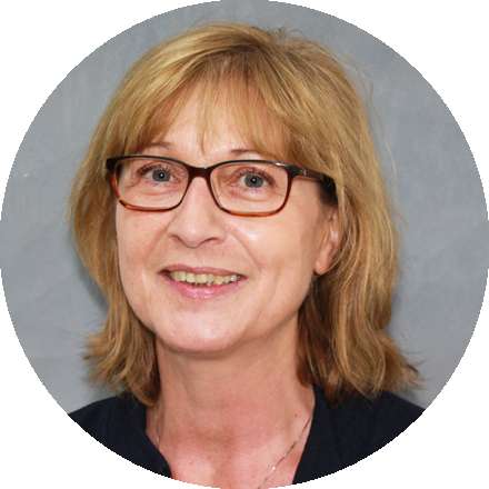 Dieses Bild zeigt ein Foto von Iris Schlegel